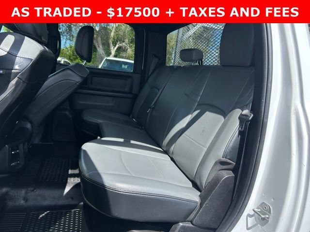 Used 2022 RAM 2500 Tradesman w/ Chrome Appearance Group RWD image 13