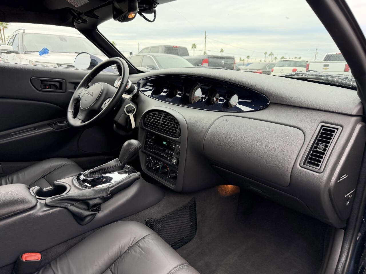 Used 2001 Chrysler Prowler image 29