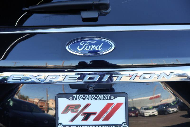 Used 2018 Ford Expedition Max Limited w/ Equipment Group 301A image 9