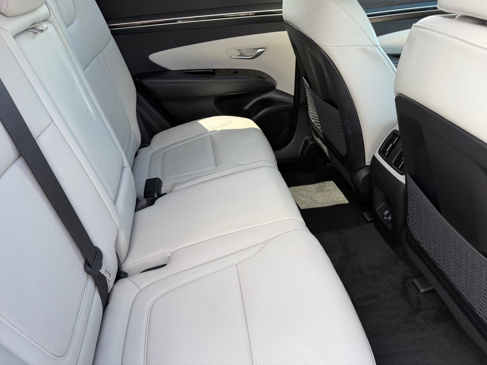 Used 2022 Hyundai Tucson SEL w/ Convenience + Premium Package AWD/4WD image 11