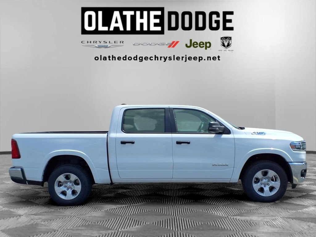 Used 2025 RAM 1500 Big Horn AWD/4WD image 26