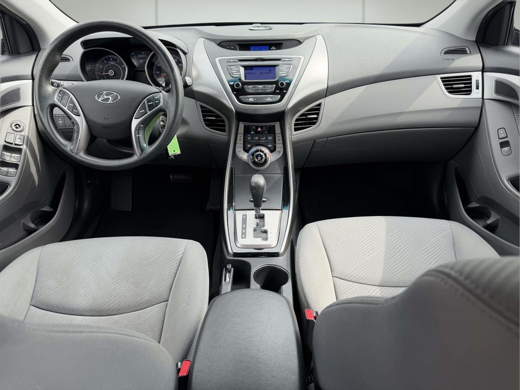 Used 2013 Hyundai Elantra GLS w/ Preferred Pkg FWD image 2