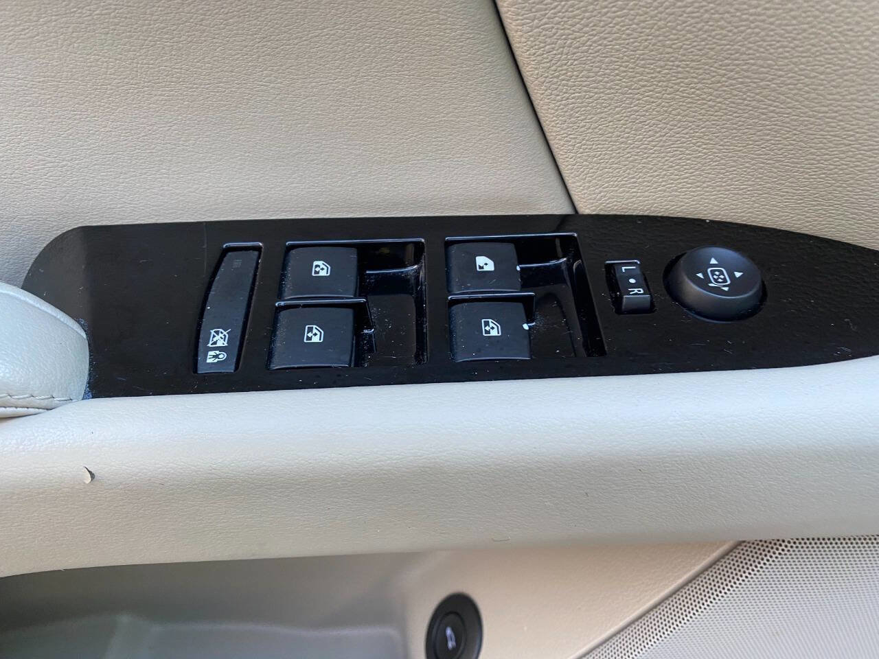 Used 2014 Cadillac XTS Premium w/ Driver Assist Package image 13