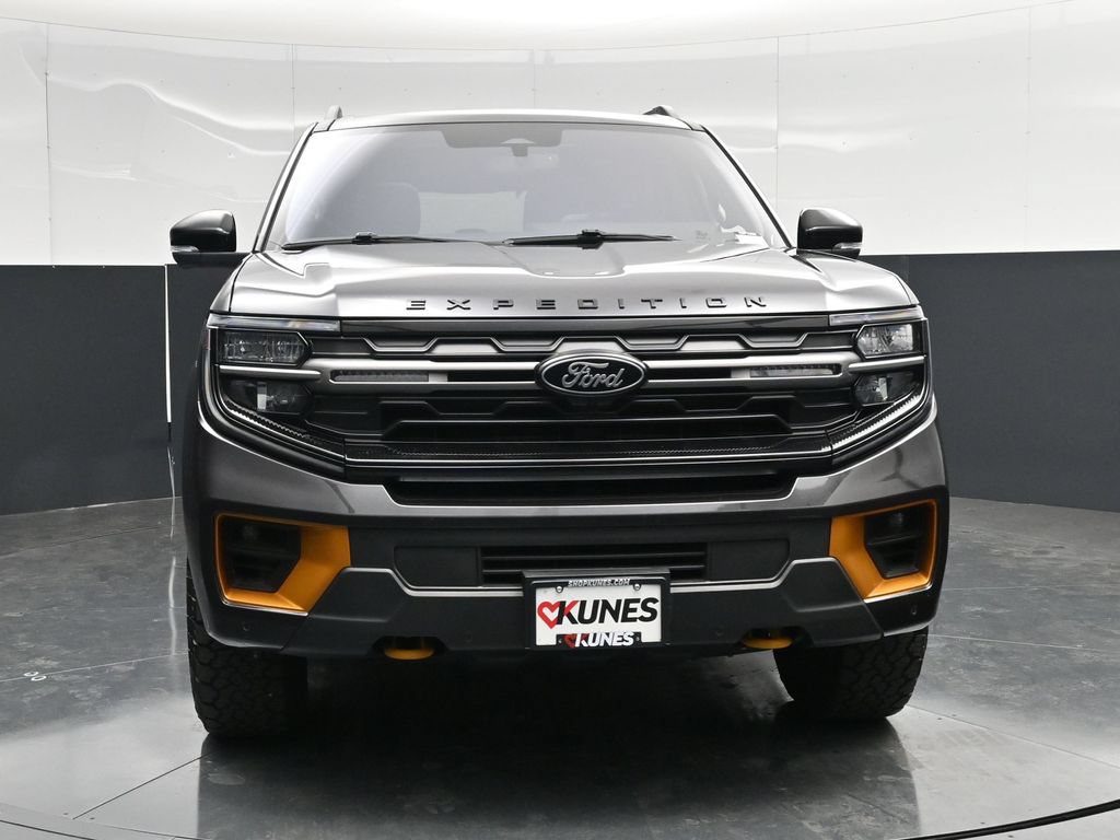 Used 2025 Ford Expedition Tremor AWD/4WD image 5