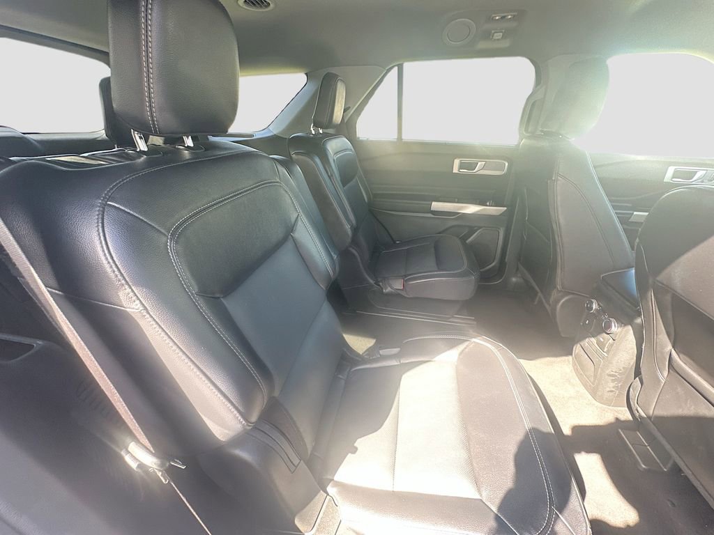 Used 2023 Ford Explorer Limited image 34