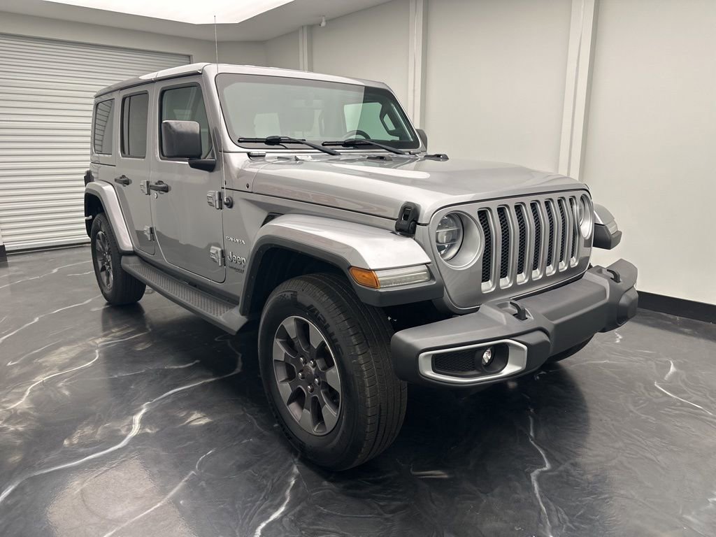 Used 2018 Jeep Wrangler Unlimited Sahara image 2