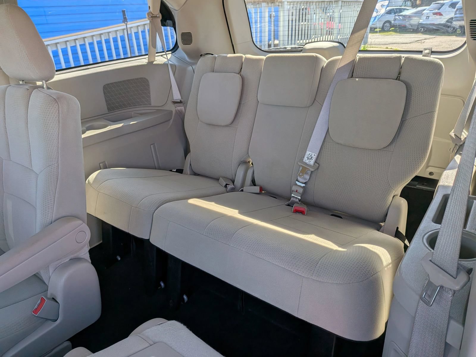 Used 2012 Dodge Grand Caravan SE FWD image 22