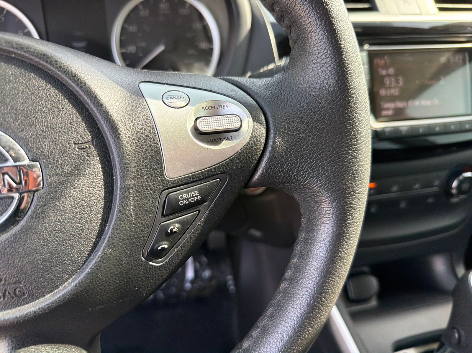 Used 2017 Nissan Sentra SV FWD image 16