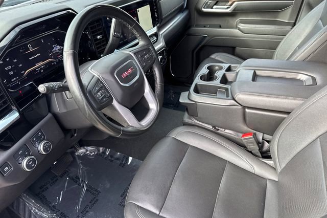 Used 2024 GMC Sierra 1500 SLT AWD/4WD image 10
