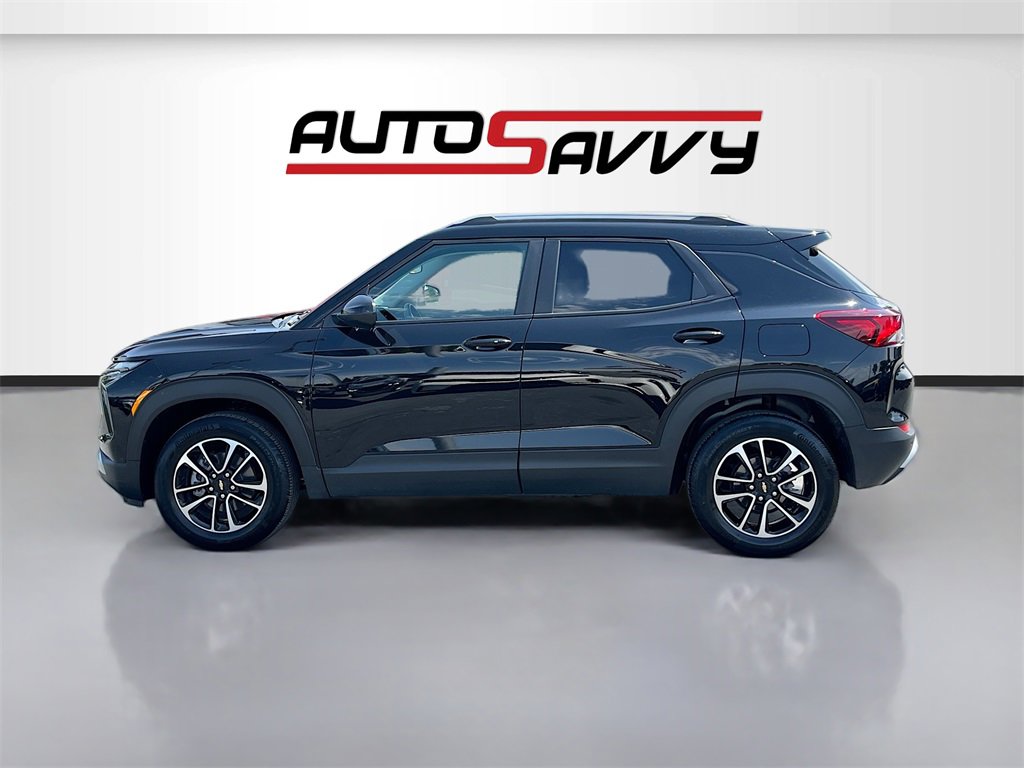 Used 2024 Chevrolet TrailBlazer LT w/ LT Cold Weather Package image 4