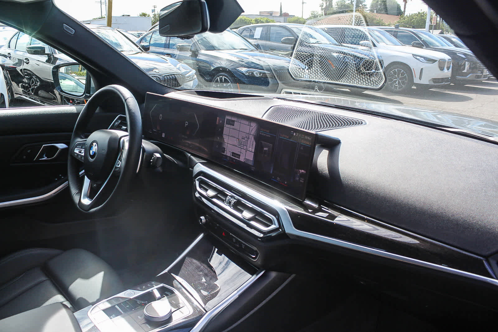 Used 2024 BMW 330i xDrive Sedan w/ Premium Package AWD/4WD image 16