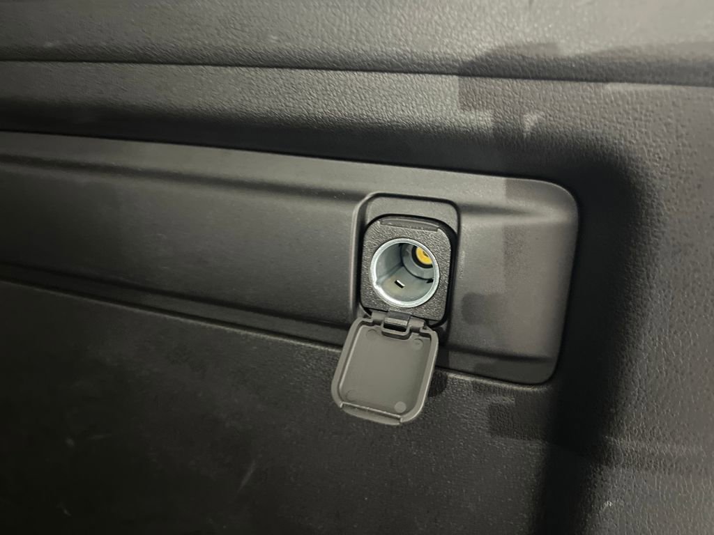 Used 2025 MAZDA CX-70 3.3 Turbo w/ Preferred Package image 32