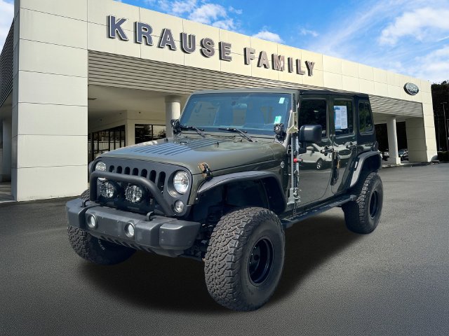 Used 2015 Jeep Wrangler Unlimited Sport w/ Max Tow Package AWD/4WD image 3