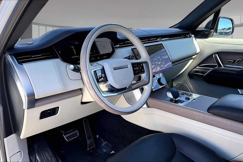 Certified 2023 Land Rover Range Rover SE AWD/4WD image 15