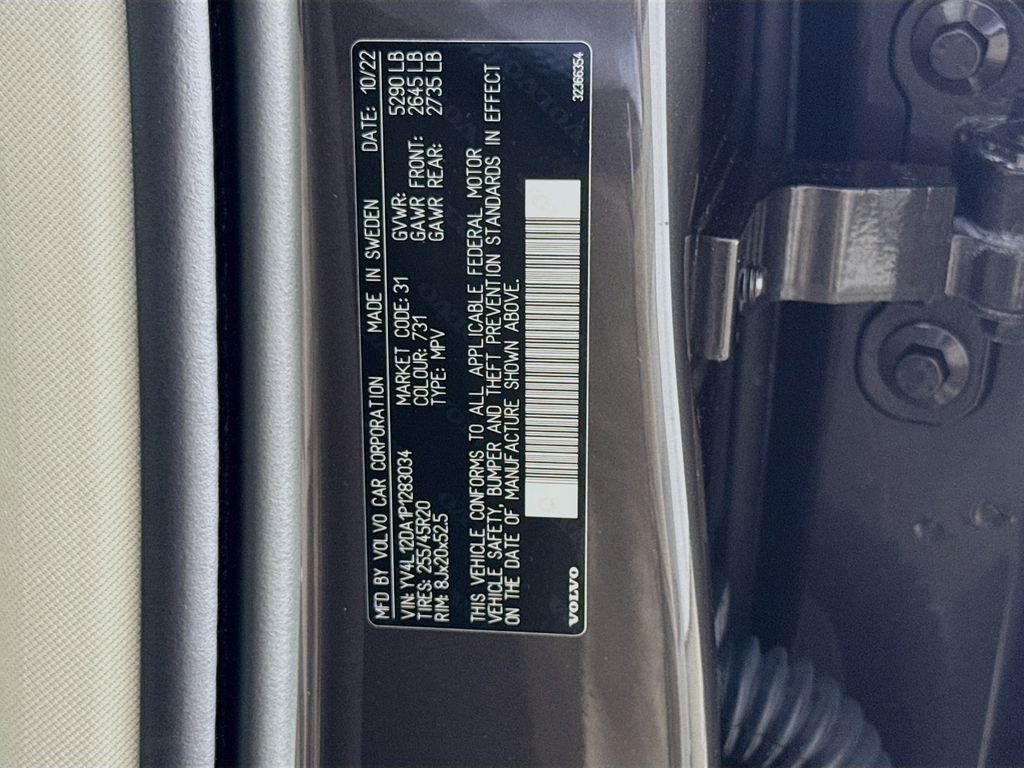 Certified 2023 Volvo XC60 B5 Ultimate FWD image 34
