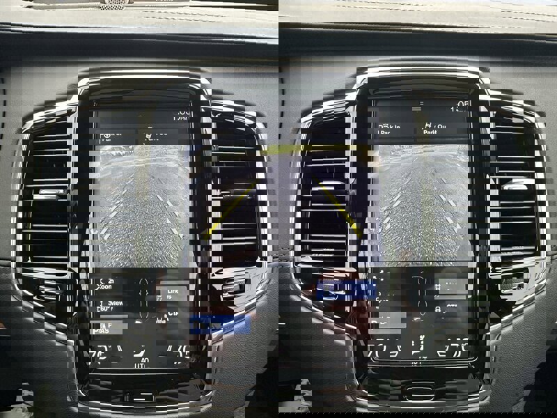 Used 2016 Volvo XC90 T8 Inscription w/ Vision Package image 22