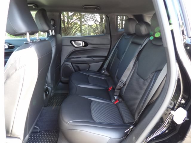 New 2026 Jeep Compass Latitude AWD/4WD image 9