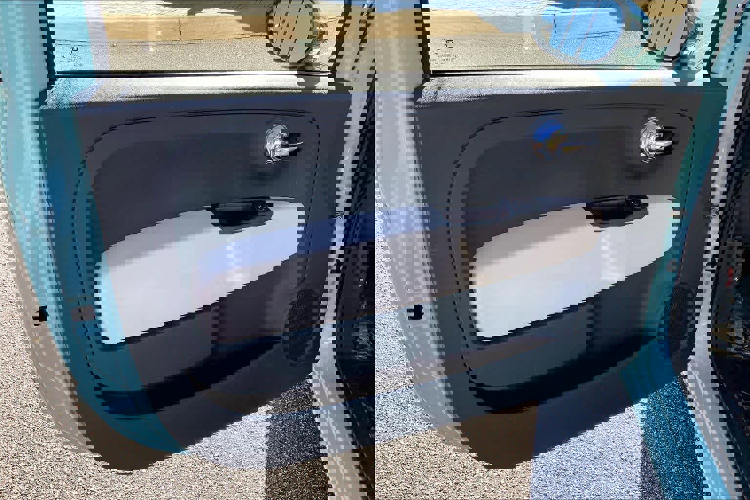 Used 2017 FIAT 500 Lounge image 21