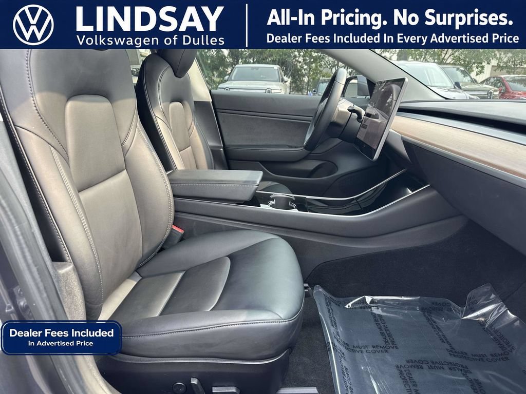 Used 2018 Tesla Model 3 Mid Range RWD image 12