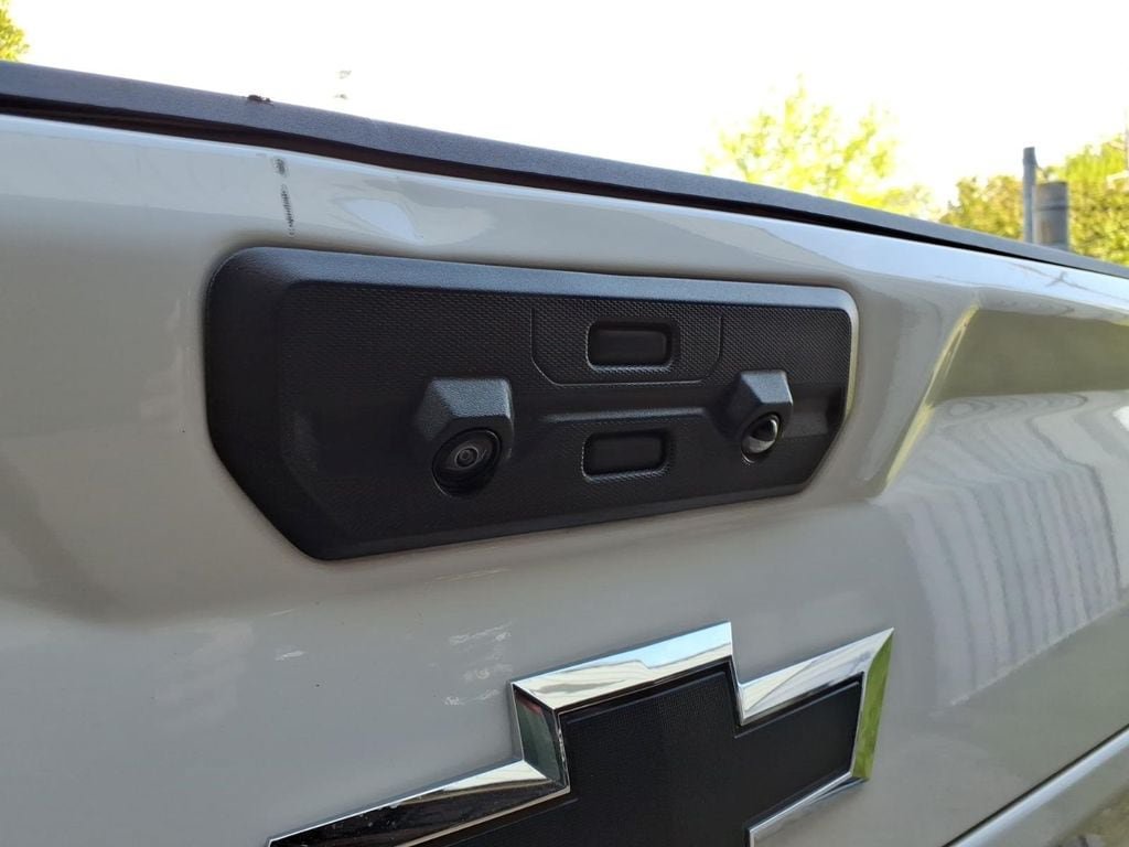 Used 2024 Chevrolet Silverado 2500 LT w/ Z71 Sport Edition AWD/4WD image 32