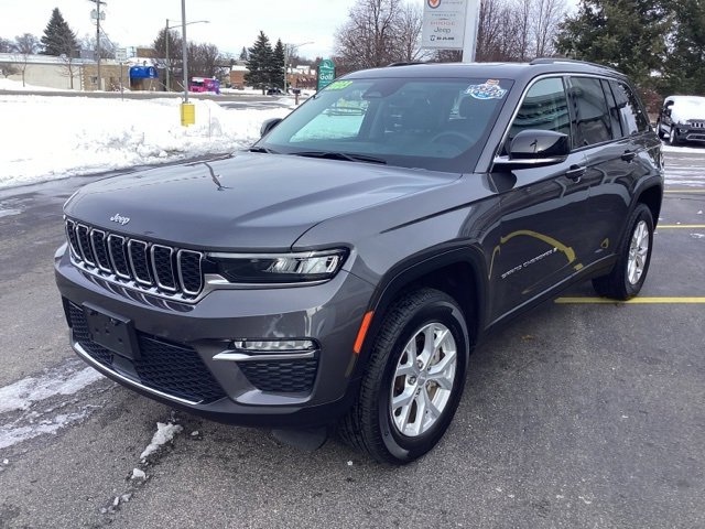 Certified 2023 Jeep Grand Cherokee Limited image 8