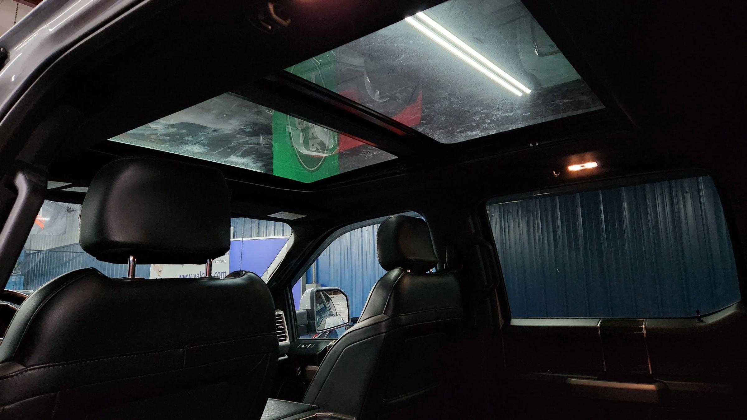 Used 2017 Ford F150 Raptor w/ Equipment Group 802A Luxury image 23