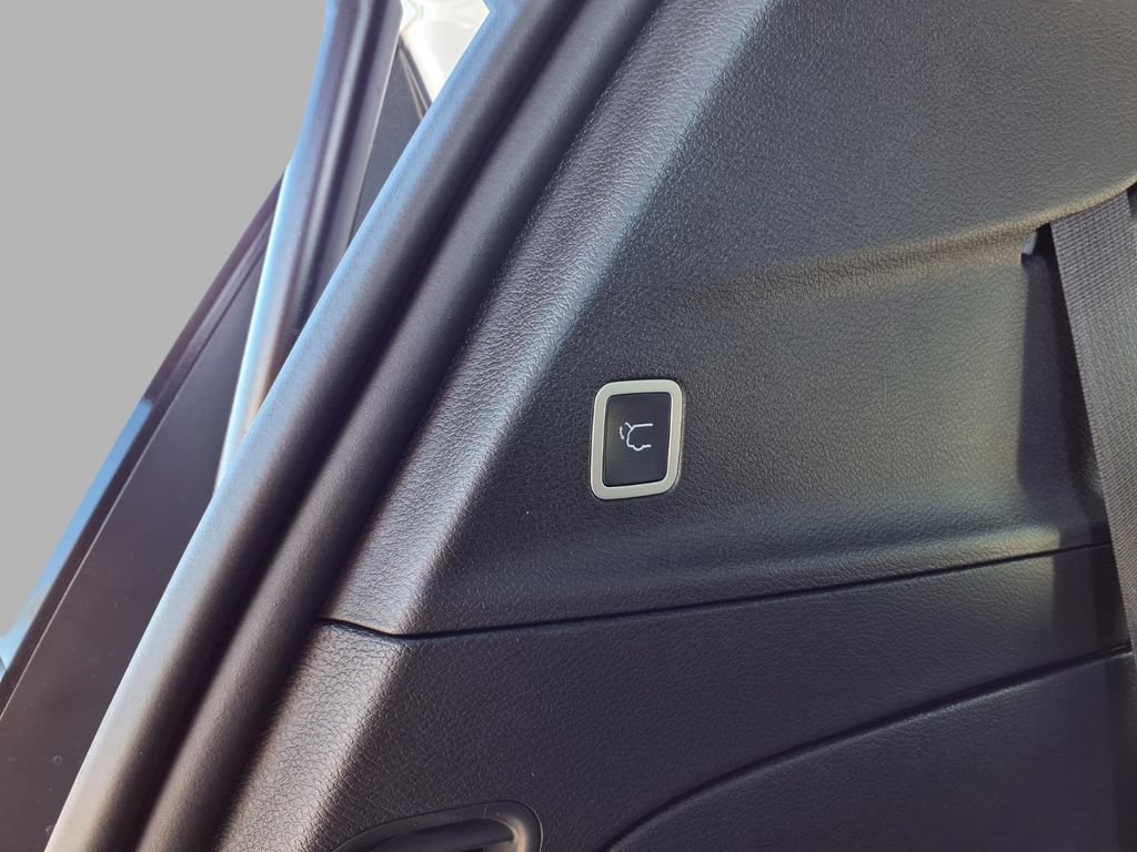 New 2026 Chrysler Pacifica Select FWD image 27