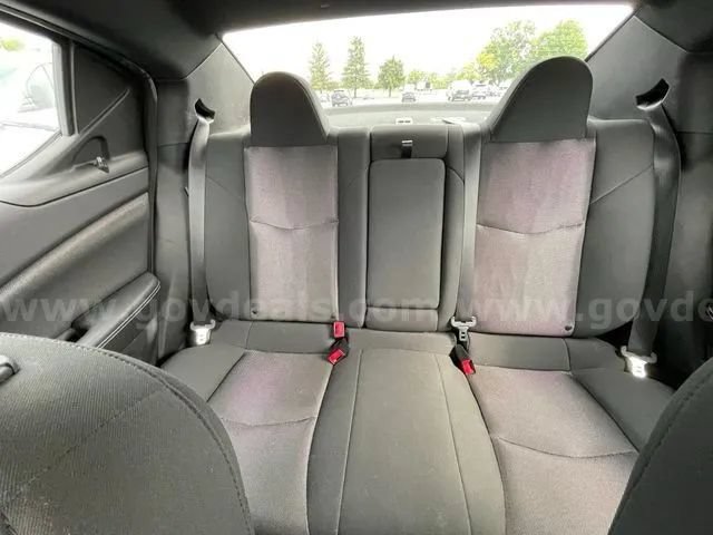 Used 2013 Dodge Avenger SE FWD image 17