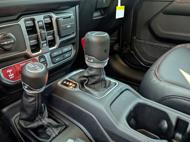 New 2026 Jeep Gladiator Rubicon w/ Safety Group AWD/4WD image 22