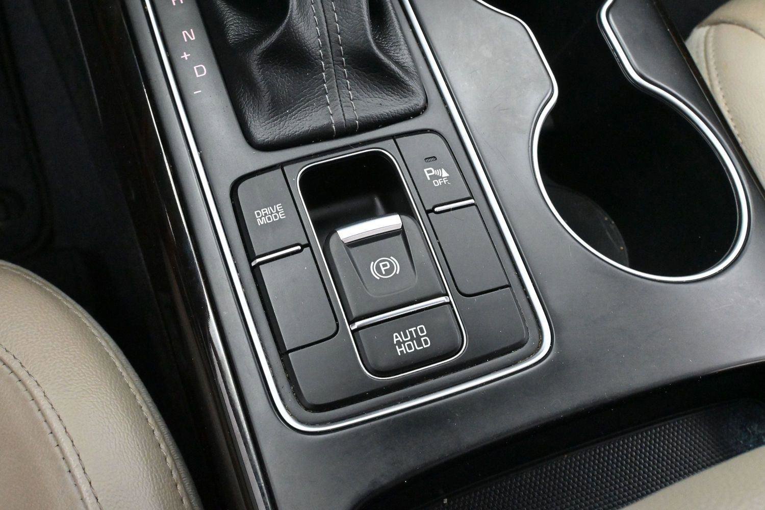 Used 2020 Kia Sorento EX FWD image 19