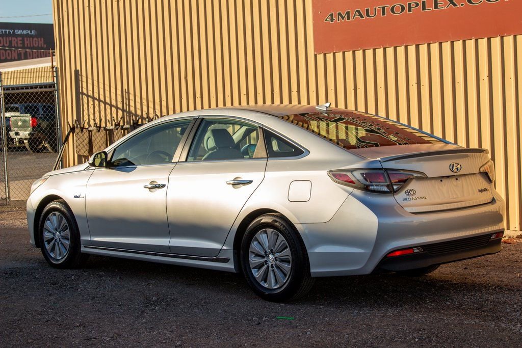 Used 2016 Hyundai Sonata SE image 6