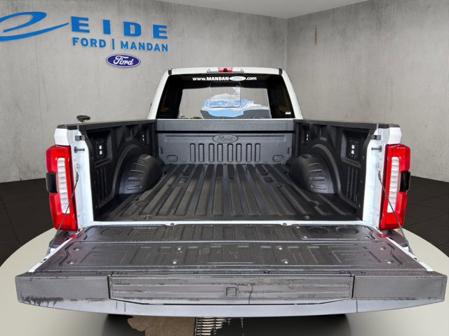 New 2026 Ford F250 Lariat w/ Black Appearance Package AWD/4WD image 17