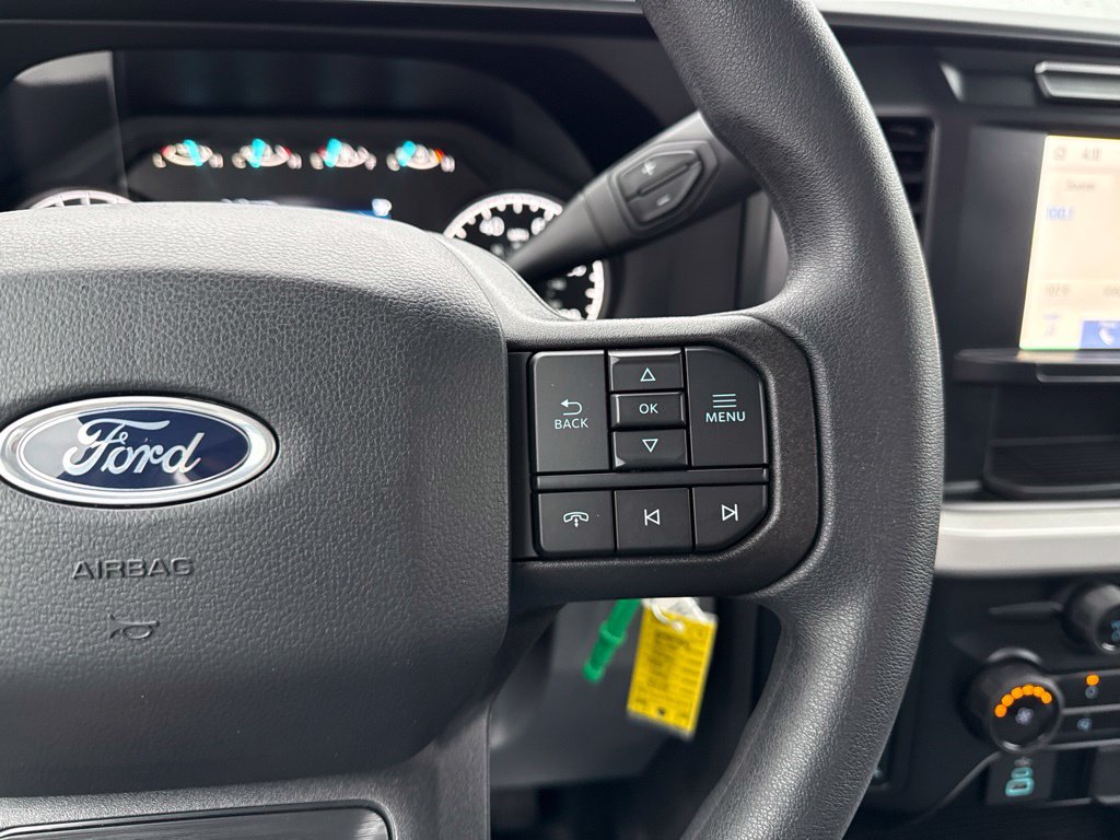 Used 2023 Ford F250 XL w/ Snow Plow Prep Package AWD/4WD image 27