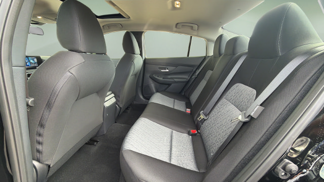 New 2027 Nissan Sentra SV w/ SV Convenience Package FWD image 19