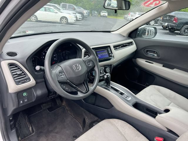 Used 2021 Honda HR-V LX image 10