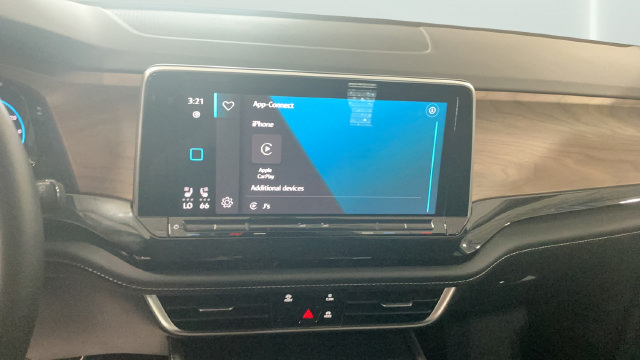 Certified 2026 Volkswagen Atlas SE AWD/4WD image 21