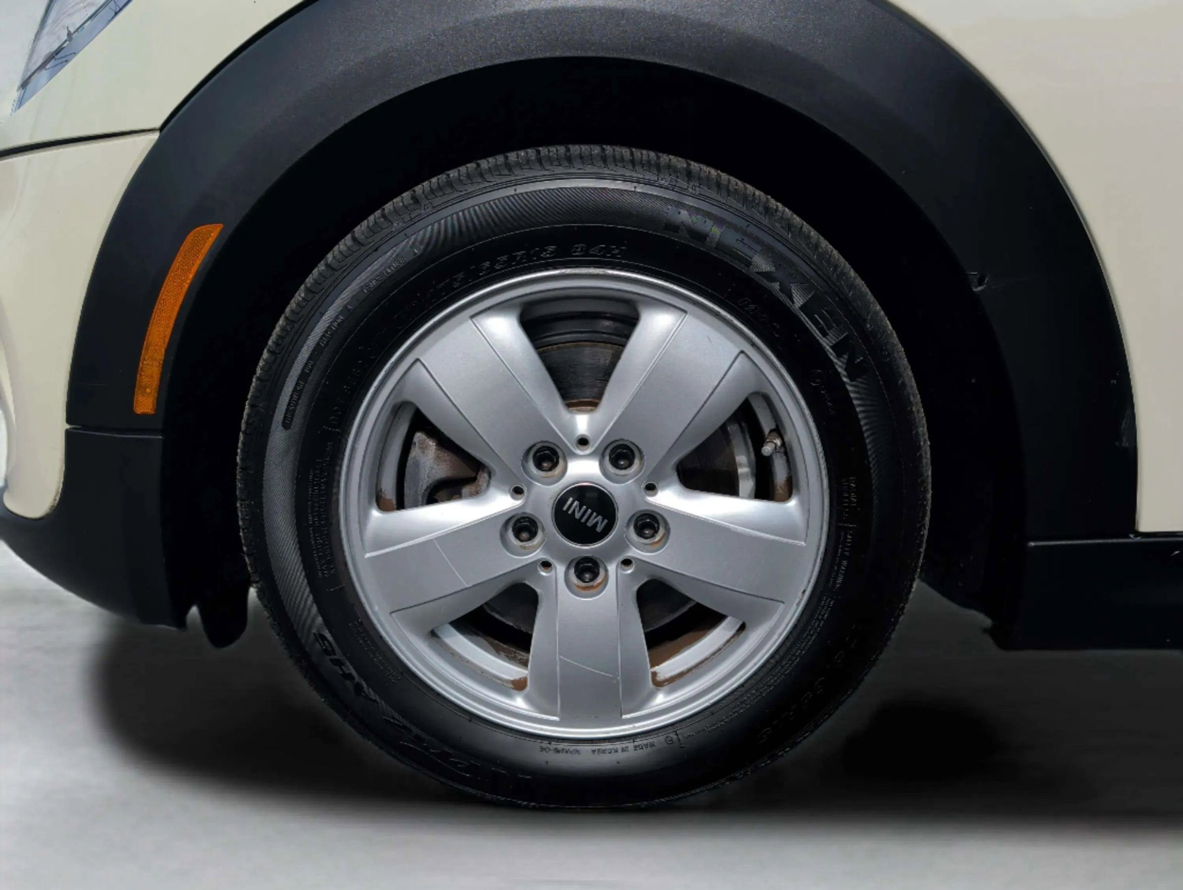 Used 2019 MINI Cooper 2-Door Hardtop FWD image 37