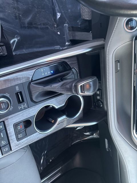 Used 2020 Toyota Highlander Platinum AWD/4WD image 10