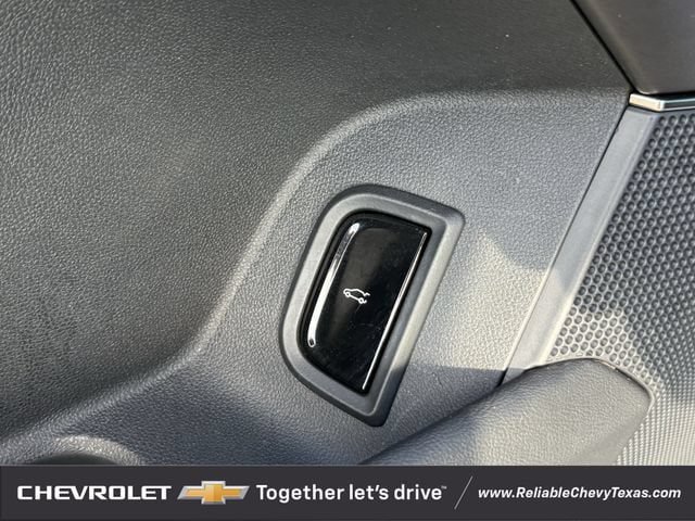 Used 2024 Cadillac Lyriq Luxury RWD image 29