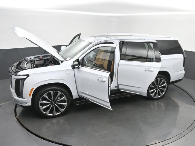 New 2026 Cadillac Escalade Luxury w/ Touring Package AWD/4WD image 65