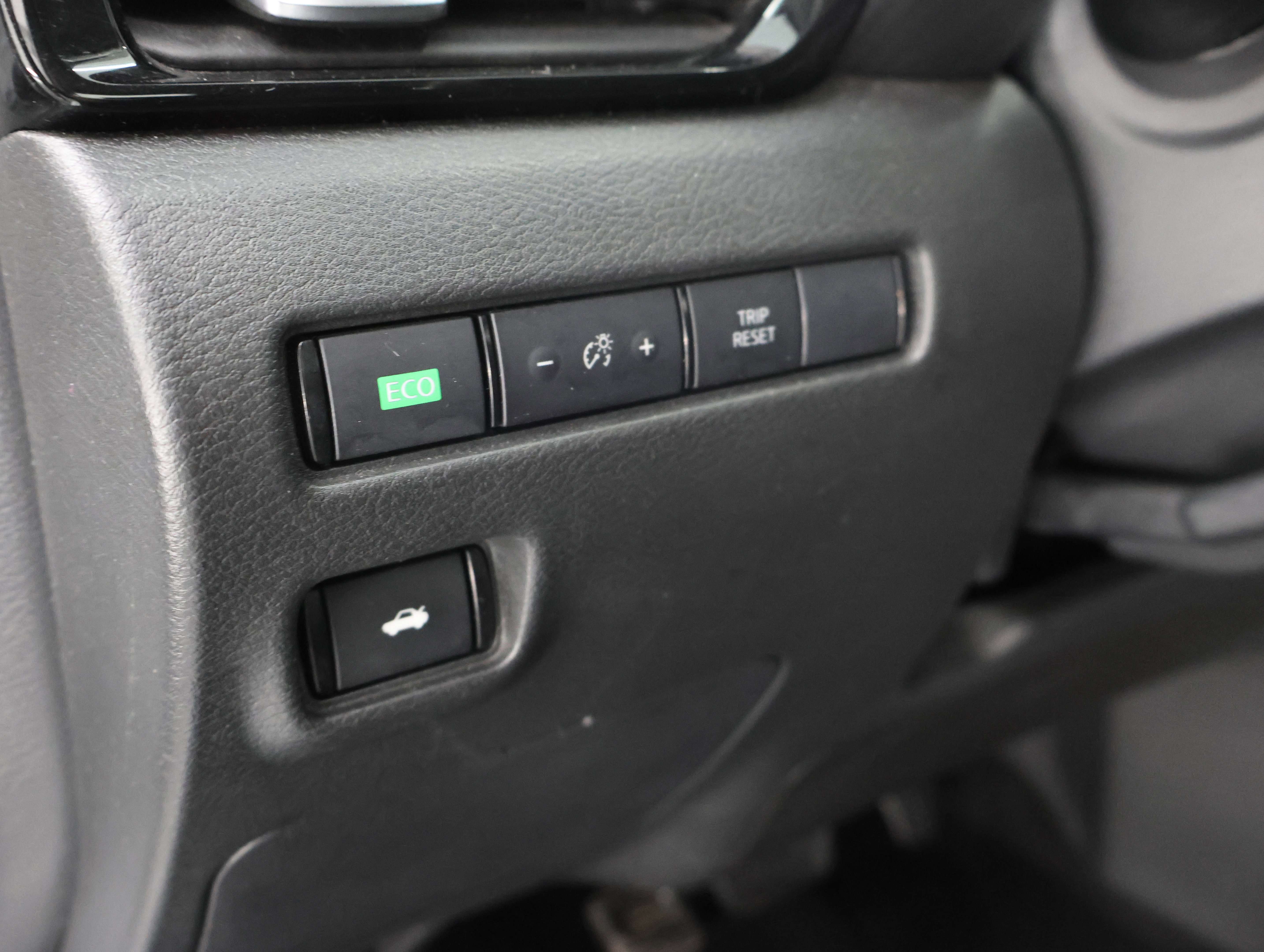 Used 2023 Nissan Sentra SV image 38