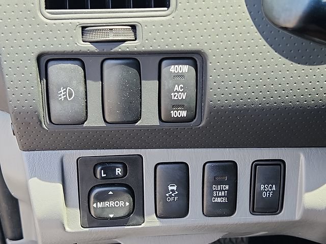 Used 2013 Toyota Tacoma 4x4 Double Cab w/ TRD Sport Pkg image 24