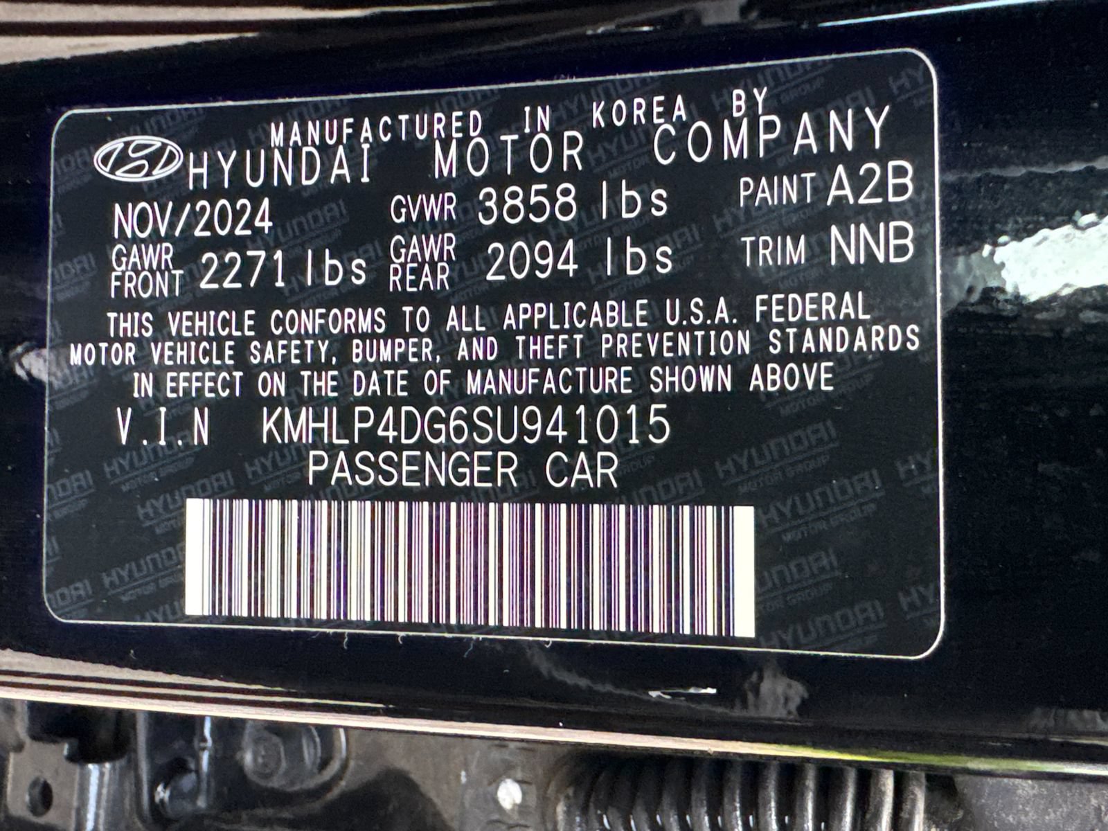 Certified 2025 Hyundai Elantra Limited FWD image 30