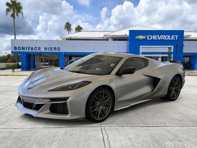 New 2027 Chevrolet Corvette Z06 w/ Stealth Interior Trim Package RWD image 2