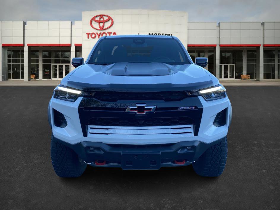 Used 2024 Chevrolet Colorado ZR2 w/ Technology Package image 2