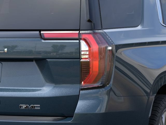 New 2026 GMC Yukon Denali Ultimate w/ LPO, Floor Liner Package AWD/4WD image 11