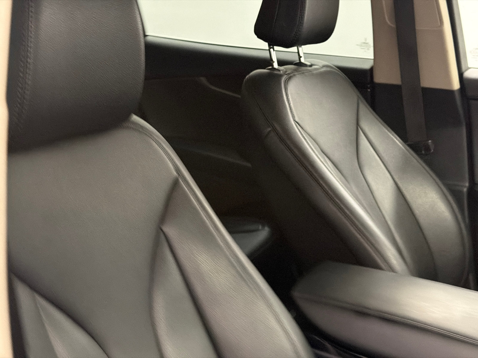 Certified 2023 Lincoln Nautilus AWD w/ Premium Package image 11