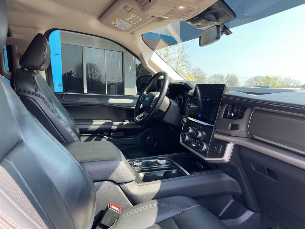 Used 2022 Ford Expedition Max XLT AWD/4WD image 29