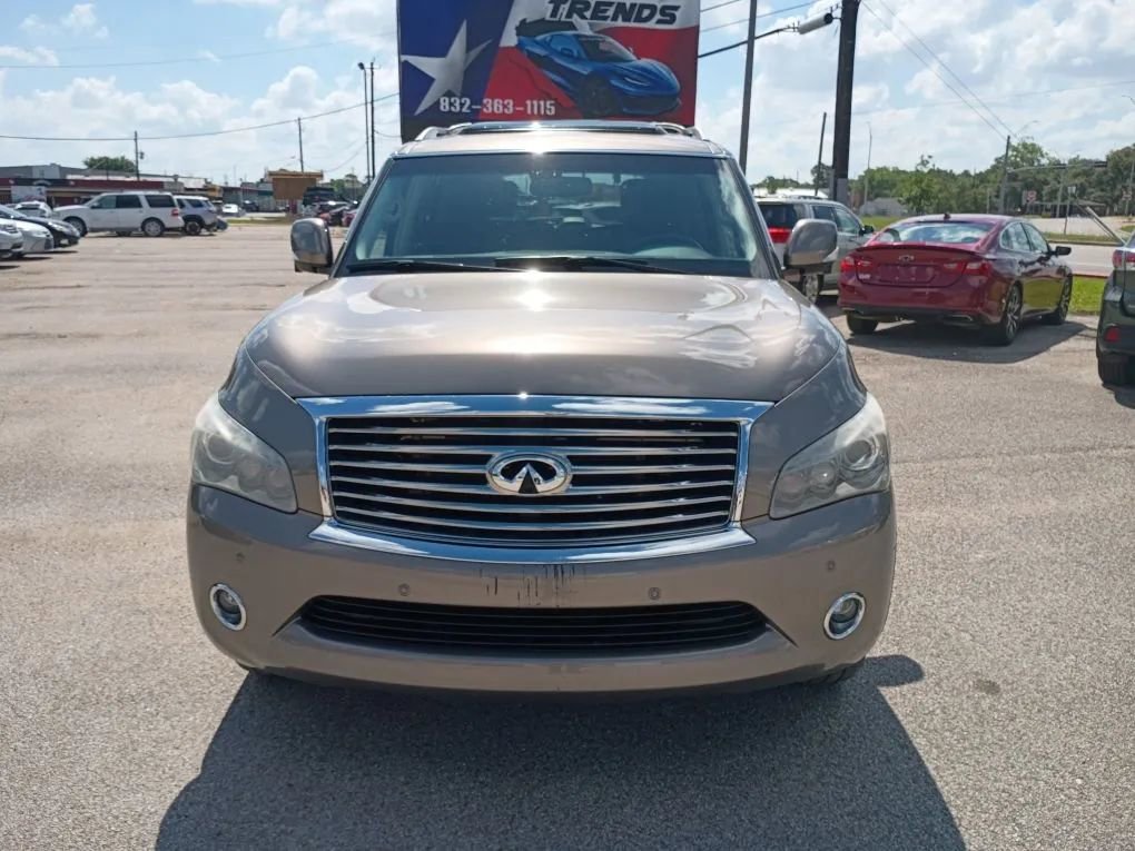 Used 2014 INFINITI QX80 4WD w/ Theater Package image 8