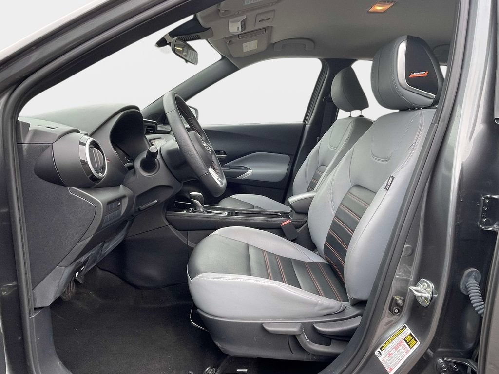 Used 2023 Nissan Kicks SR w/ SR Premium Package FWD image 16